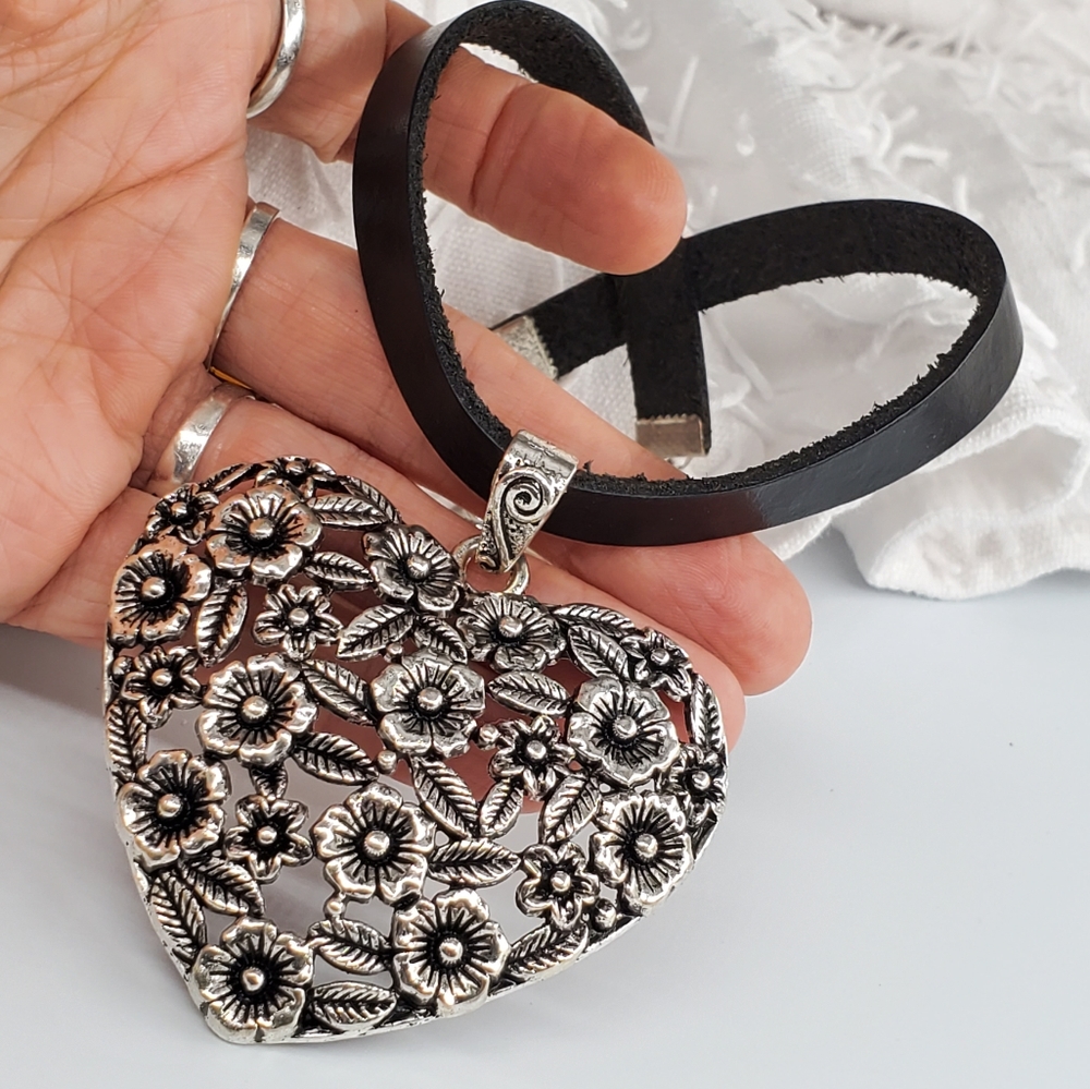 Designer Jewel Large Silver Heart Pendant Filigree Leather Choker Boho